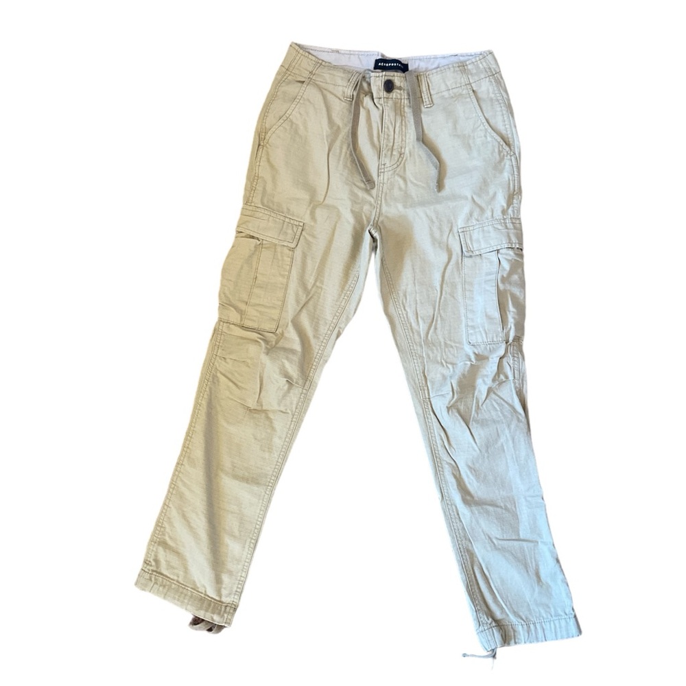 Men’s Aeropostale beige relaxed-cargo pants 28x30